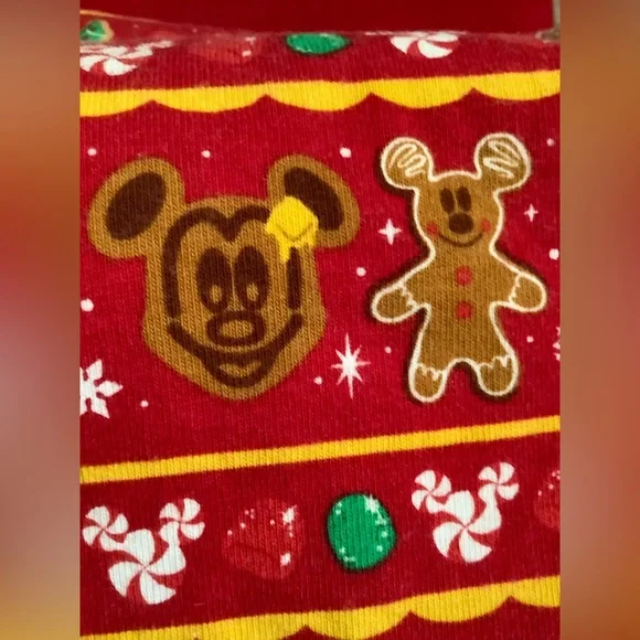 Disney Parks Holiday Treats Spirit Jersey - Picture 14 of 16